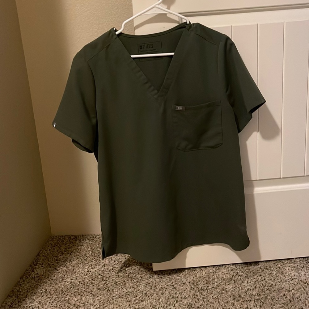 Figs Moss Catalina Top!